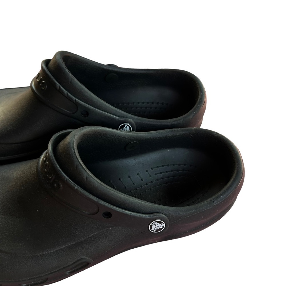 Crocs - Picture 2 of 4